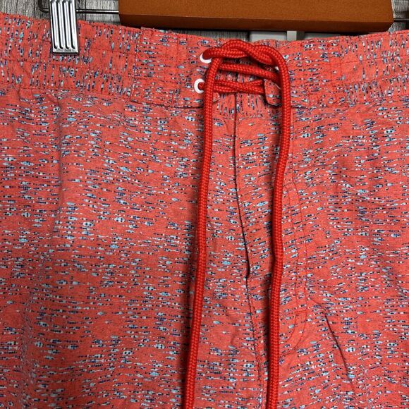 Rodd And Gunn Swim Trunks Mesh Lined Red Color Pockets 6" inseam Size L - Picture 3 of 9